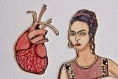Frida & coeur - marionnette sur papier