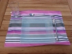 Set de table rayé gris et violet