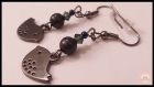 Boucles d'oreilles percées - oiseaux gun métal - noir- style girly - perles magiques - cristal swarovski - verre de bohème - preciosa ornela