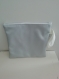 Pochette - trousse - sac à main de soirée grise avec ruban blanc