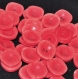 B36c3r / mercerie boutons carrés plastique rouge 20mm vendus à l'unité 