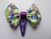 Barrette clic clac 5 cm avec noeud papillon en tissu satin imprimé fleur vert, violet, bleu 